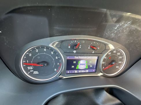 Certified 2023 GMC Acadia AT4 w/ Preferred Package image 18