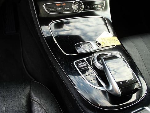 Used 2017 Mercedes-Benz E 300 image 15