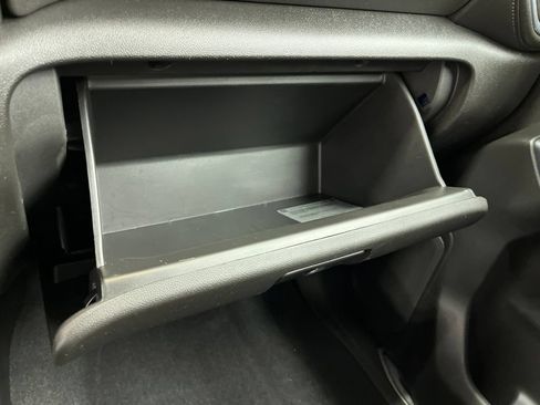 Used 2022 Chevrolet Silverado 1500 LTZ AWD/4WD image 27