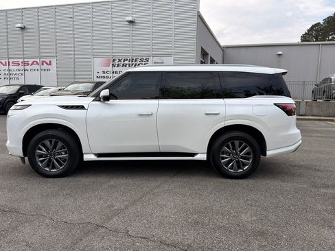 Used 2025 INFINITI QX80 Pure image 6