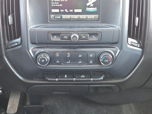 Used 2018 Chevrolet Silverado 1500 Custom w/ Custom Value Package image 19