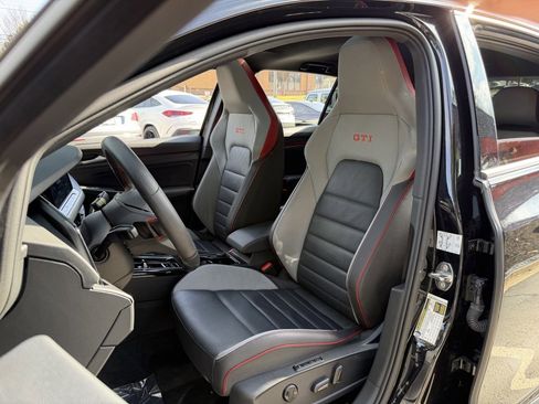 Used 2024 Volkswagen GTI SE w/ SE Leather Seats Package image 26