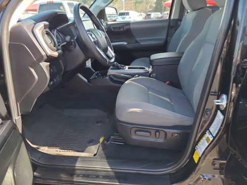 Used 2022 Toyota Tacoma SR5 image 19