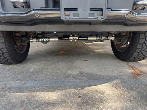 Used 2024 Ford F250 Platinum AWD/4WD image 2