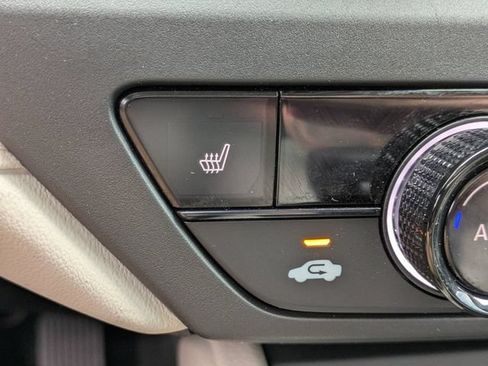 Used 2025 Honda Accord SE image 24