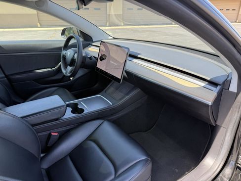 Used 2021 Tesla Model 3 Standard Range Plus RWD image 21