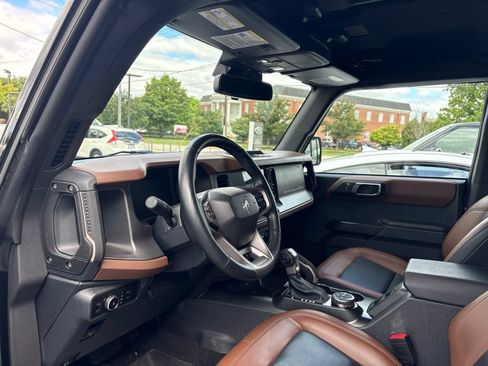 Used 2024 Ford Bronco Outer Banks AWD/4WD image 4