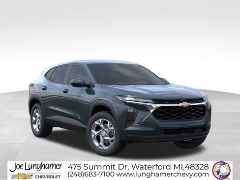 New 2026 Chevrolet Trax LS w/ LS Convenience Package FWD image 7