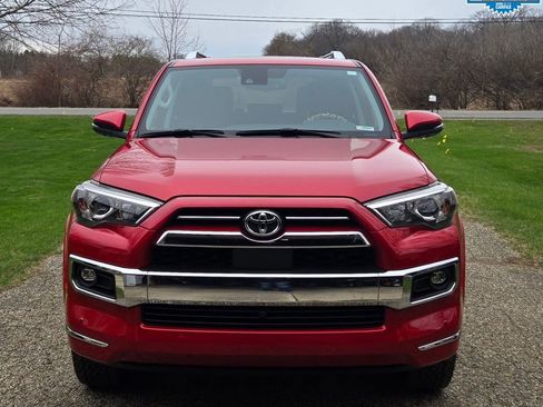 Used 2023 Toyota 4Runner Limited image 2