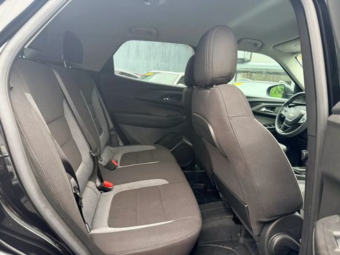 Used 2023 Chevrolet TrailBlazer LT w/ Convenience Package AWD/4WD image 23