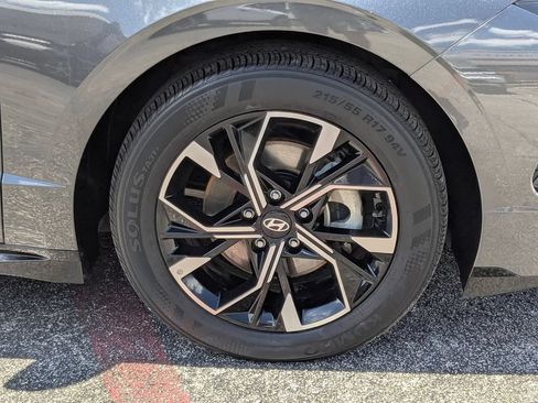Used 2025 Hyundai Sonata SEL FWD image 29