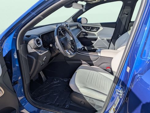 Used 2023 Mercedes-Benz GLC 300 w/ AMG Line image 10