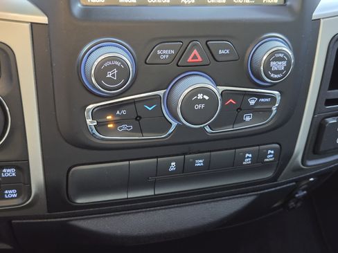 Used 2016 RAM 1500 Big Horn AWD/4WD image 18