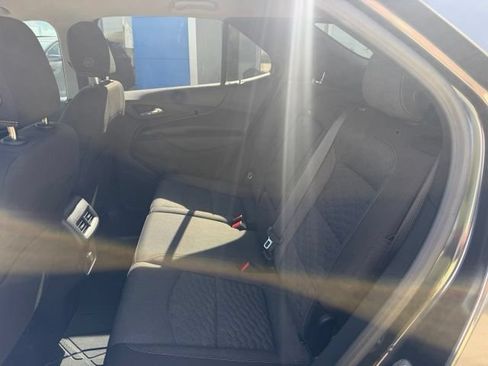 Used 2018 Chevrolet Equinox LT AWD/4WD image 14