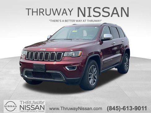 Used 2017 Jeep Grand Cherokee Limited AWD/4WD image 1