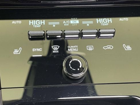 Used 2026 Porsche Cayenne GTS image 32