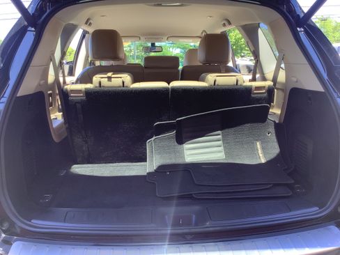 Used 2019 Nissan Pathfinder SL AWD/4WD image 14