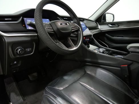 Used 2021 Jeep Grand Cherokee L Limited image 12