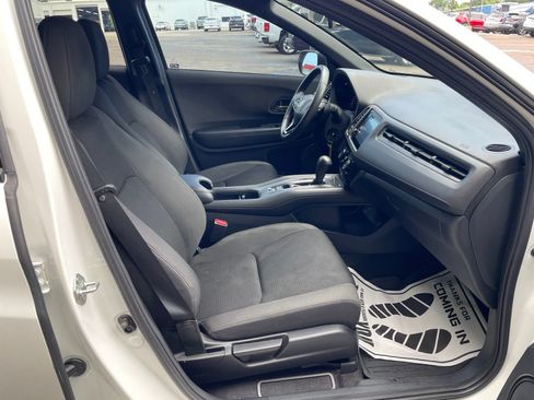 Used 2021 Honda HR-V Sport image 35