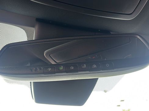 Used 2026 Toyota Sienna XLE Woodland Edition AWD/4WD image 37