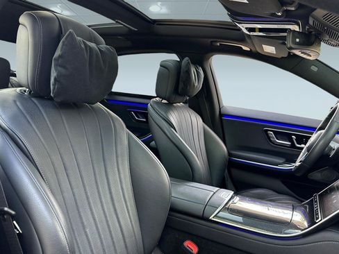 Certified 2022 Mercedes-Benz S 500 4MATIC image 32