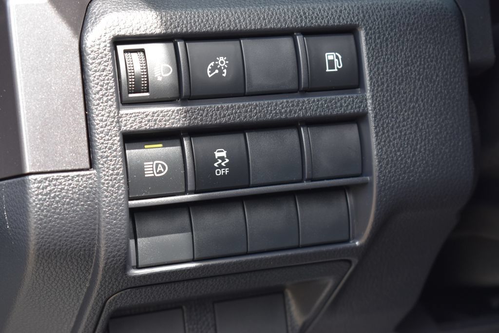 Used 2025 Toyota 4Runner SR5 AWD/4WD image 23