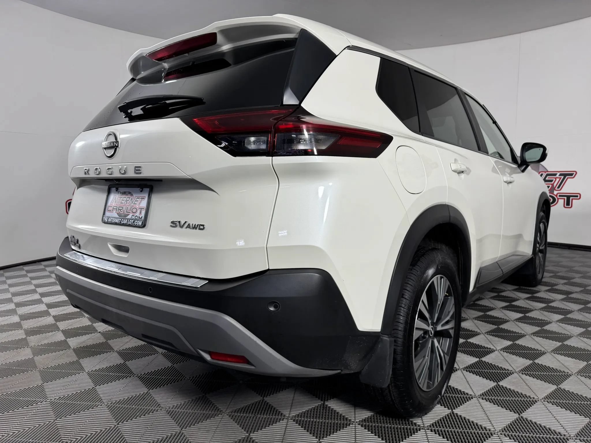 Used 2023 Nissan Rogue SV AWD/4WD image 28