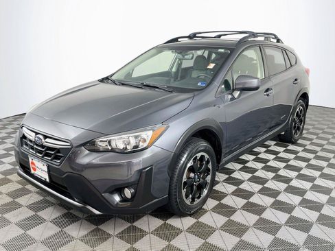 Used 2023 Subaru Crosstrek 2.0i Premium AWD/4WD image 3