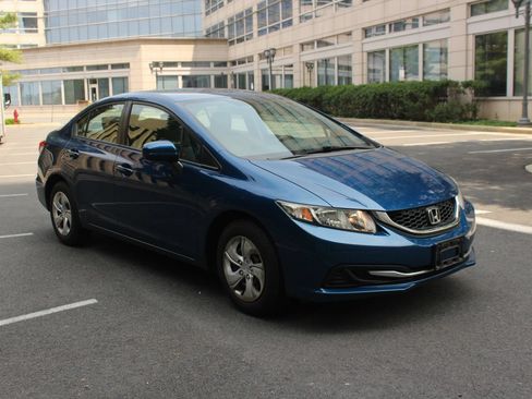 Used 2014 Honda Civic LX image 1