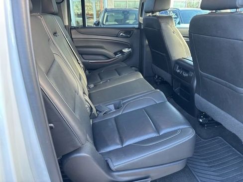 Used 2018 GMC Yukon XL SLT image 5