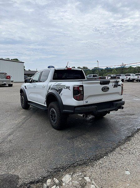 Used 2025 Ford Ranger Raptor AWD/4WD image 5