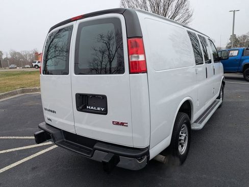 Used 2024 GMC Savana 2500 w/ Driver Convenience Package image 8