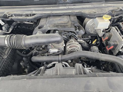 Used 2019 RAM 1500 Laramie image 25