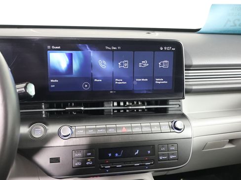 Used 2025 Hyundai Kona SEL image 26