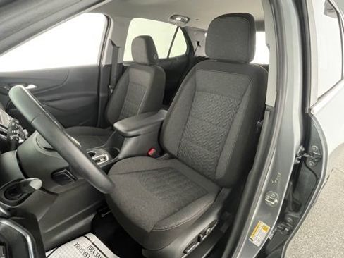 Used 2023 Chevrolet Equinox LT w/ Driver Convenience Package image 33