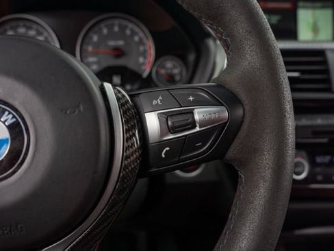 Used 2018 BMW M3 RWD image 21