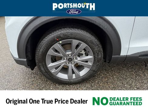 New 2026 Ford Explorer Active w/ Active Comfort Package AWD/4WD image 31