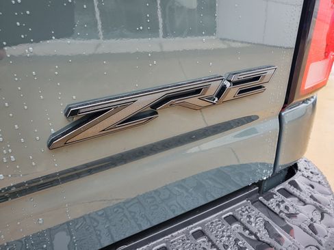 New 2026 Chevrolet Silverado 2500 ZR2 w/ LPO, Dark Essentials Package image 32