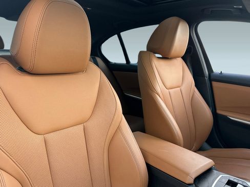 Used 2022 BMW 330e w/ Driving Assistance Package image 31