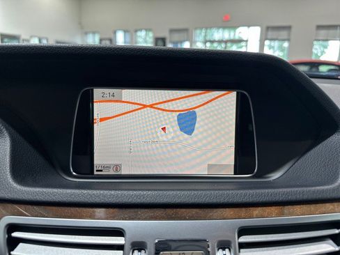 Used 2014 Mercedes-Benz E 350 Sedan image 62