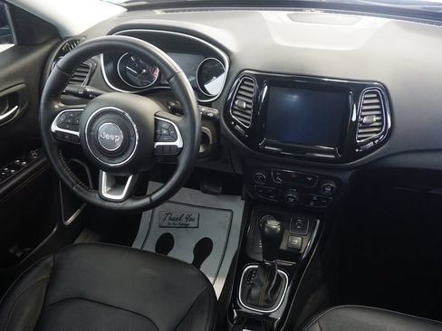 Used 2019 Jeep Compass Limited w/ Safety & Security Group AWD/4WD image 29