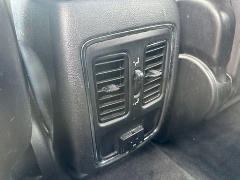 Used 2015 Jeep Grand Cherokee Altitude AWD/4WD image 15