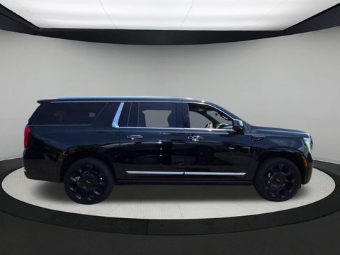 New 2026 GMC Yukon XL Denali w/ Denali Reserve Package AWD/4WD image 6
