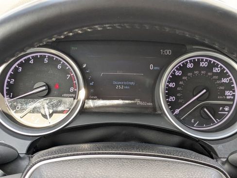 Used 2023 Toyota Camry XLE image 28