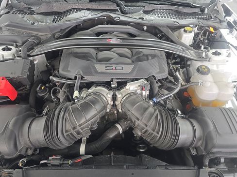 Used 2024 Ford Mustang GT Premium w/ GT Performance Package RWD image 14