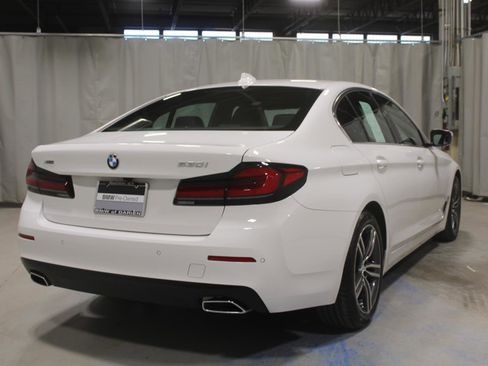 Used 2023 BMW 530i xDrive w/ Premium Package AWD/4WD image 21