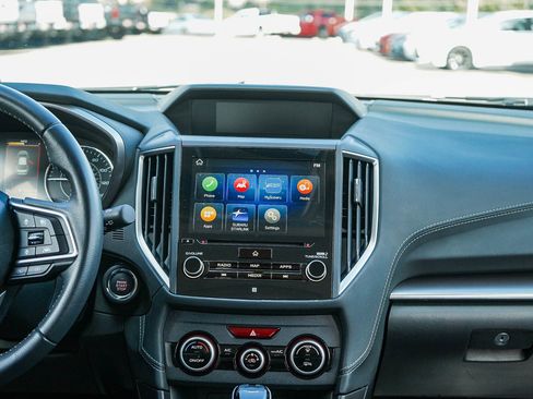 Used 2020 Subaru Impreza 2.0i Limited image 14