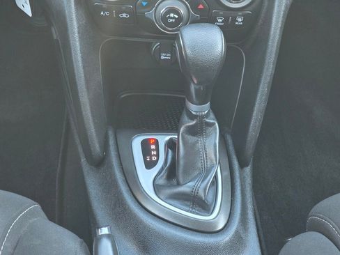 Used 2013 Dodge Dart SXT image 15