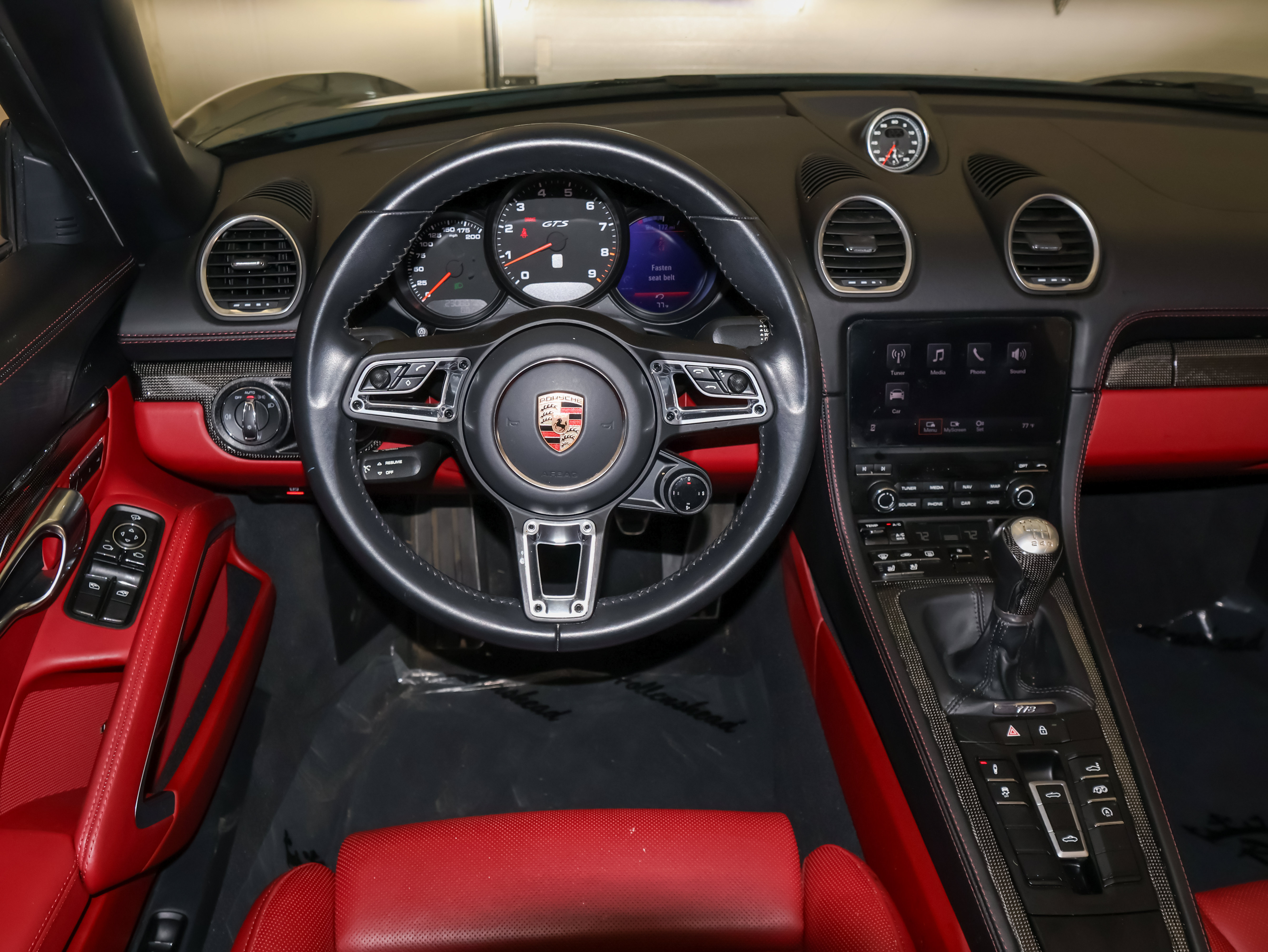 Used 2024 Porsche 718 Boxster GTS RWD image 21