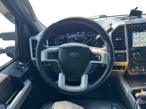 Used 2018 Ford F250 Lariat w/ Lariat Ultimate Package image 13